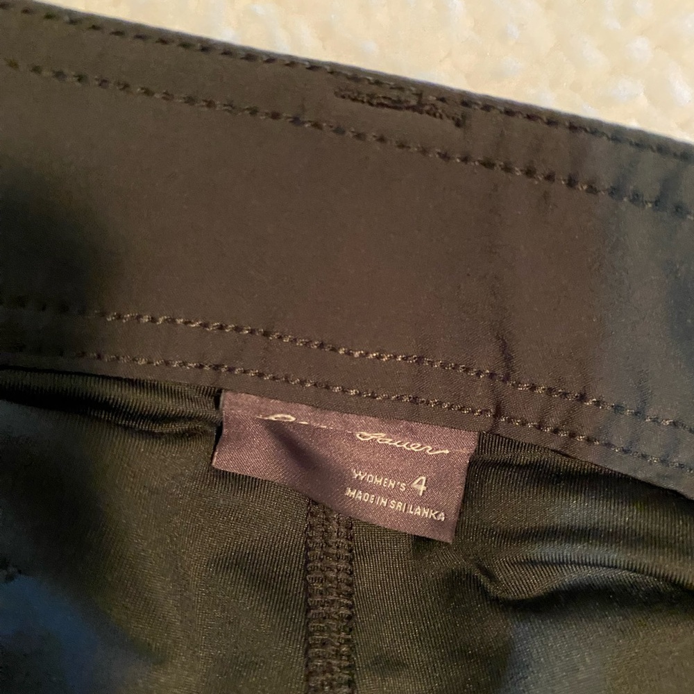 Eddie Bauer Women’s  Size 4 black Skort.   In good condition. - Picture 7 of 7